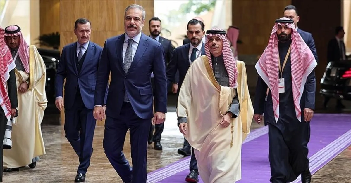 Bakan Fidan’dan Suriye Mesajı: "Barış İçin Üzerimize Düşeni Yapmaya Hazırız"