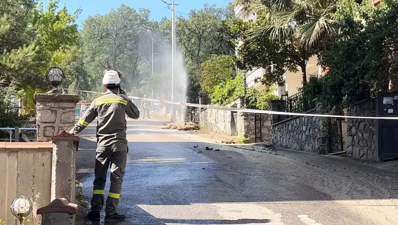 Bursa'da Doğalgaz Patlaması: Üç İşçinin Hayatı Tehlikede!