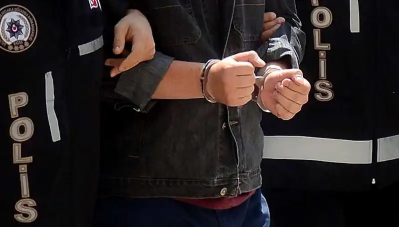 Bursa'da Tarihi Uyuşturucu Operasyonu: 327 Zanlı Yakalandı