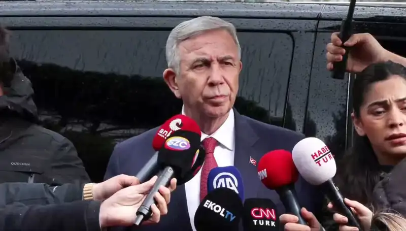Mansur Yavaş’tan Dilek İmamoğlu’na Ziyaret: Hukukun Önemi Vurgulandı