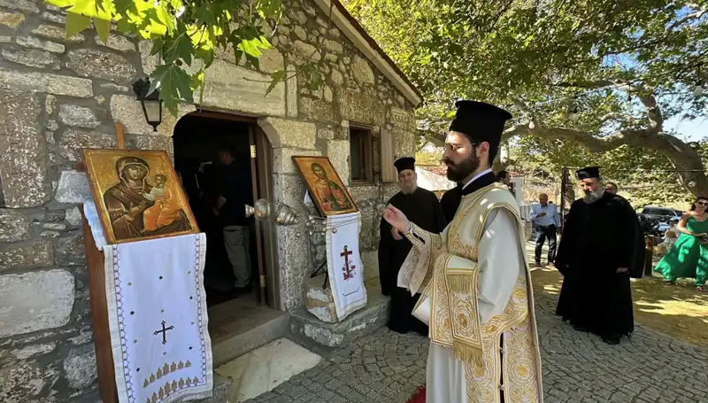 Bozcaada'da Geleneksel Aya Paraskevi Günü Kutlaması Renkli Görüntülere Sahne Oldu