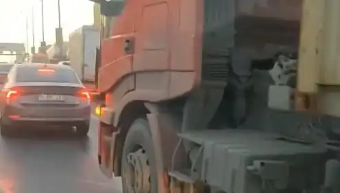 D-100 Karayolu’nda Şok Anlar: TIR ile Yol Verme Kavgası!