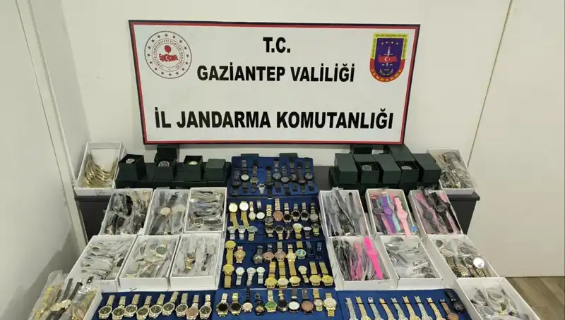 Gaziantep’te Kaçak Saat Operasyonunda 3 Milyon Liralık Vurgun!