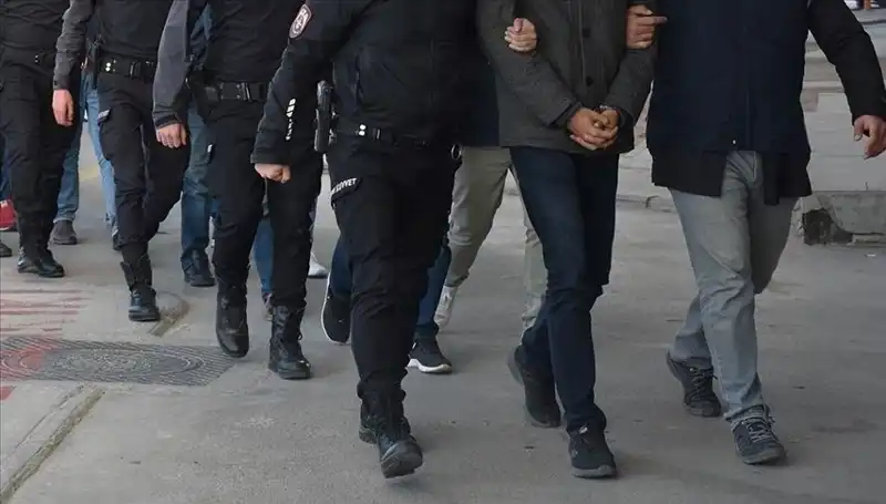 Kocaeli'de Fuhuş Operasyonu: 3 Kişi Tutuklandı, Detaylar Ortaya Çıktı