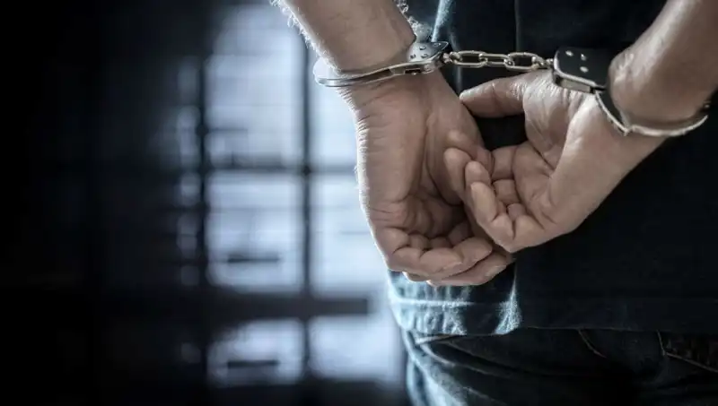 Bıçakla İşlenen Cinayet: Müebbet Hapis Cezasıyla Sonuçlandı!