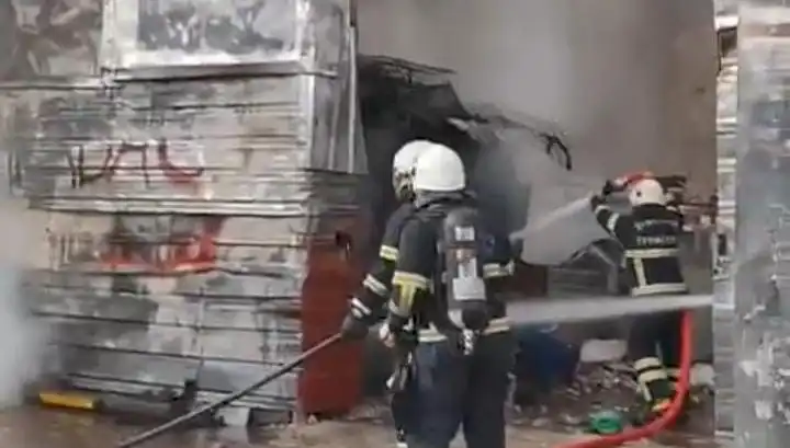 Şanlıurfa'da Korkutan Hurda Deposu Yangını: Olayın Sebepleri ve Sonuçları Neler?