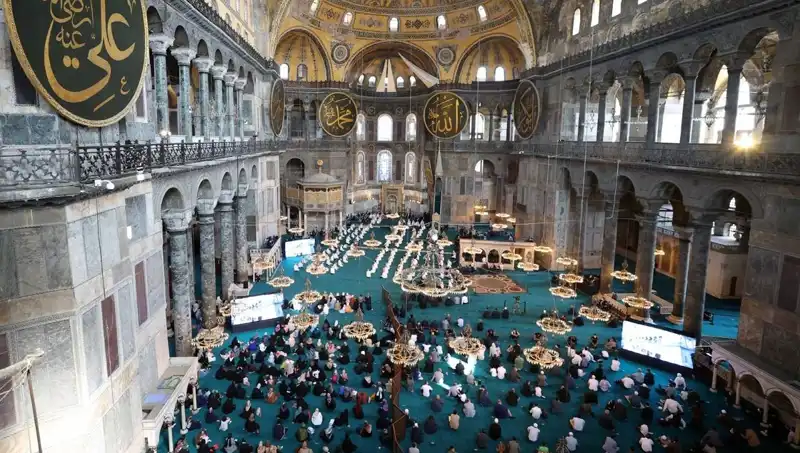 Ayasofya'nın Kapısını Kıran Genç, Cezaevine Girdi