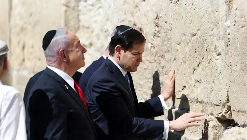 ABD'li Bakan, Netanyahu'ya Gazze'de Barış Sağlamak İçin Destek Söz Verdi