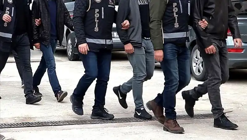 Ankara ve Antalya'da Fuhuş Operasyonu: 20 Şüpheli Yakalandı!