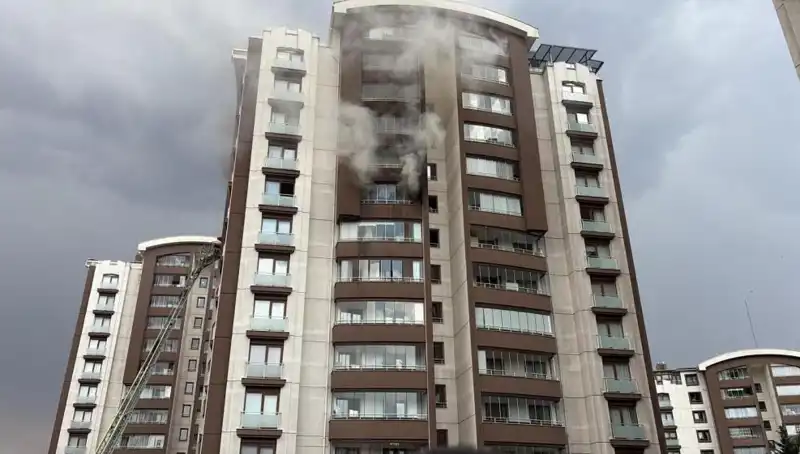 Ankara'da 14 Katlı Bir Bina Yangınında Can Pazarı: Detaylar Ortaya Çıktı