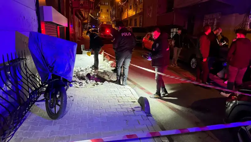 Küçükçekmece'de Plakasız Motosikletle Saldırı: Olayın Perde Arkası Ne?