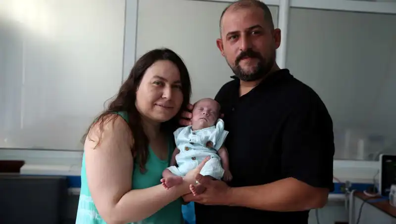 Küçük Bir Kahramanın Hikayesi: 800 Gram Doğan Bebeğin Zorlu Hayat Mücadelesi