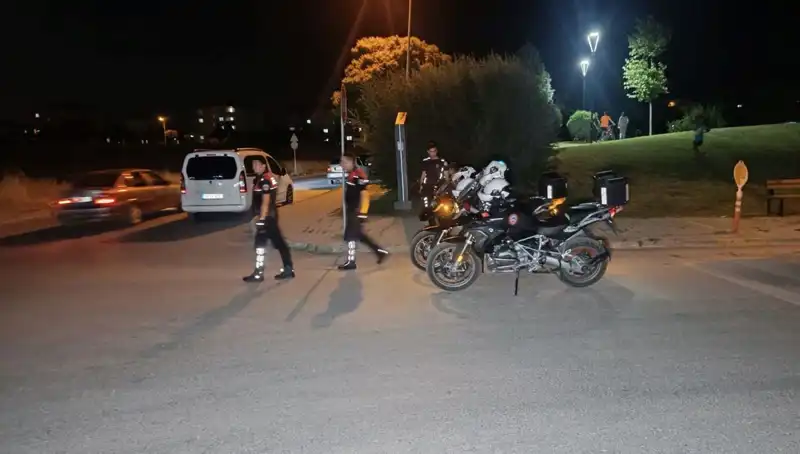 Parkta Çıkan Kavga Sonrası 14 Yaşındaki Çocuğa Bıçaklı Saldırı