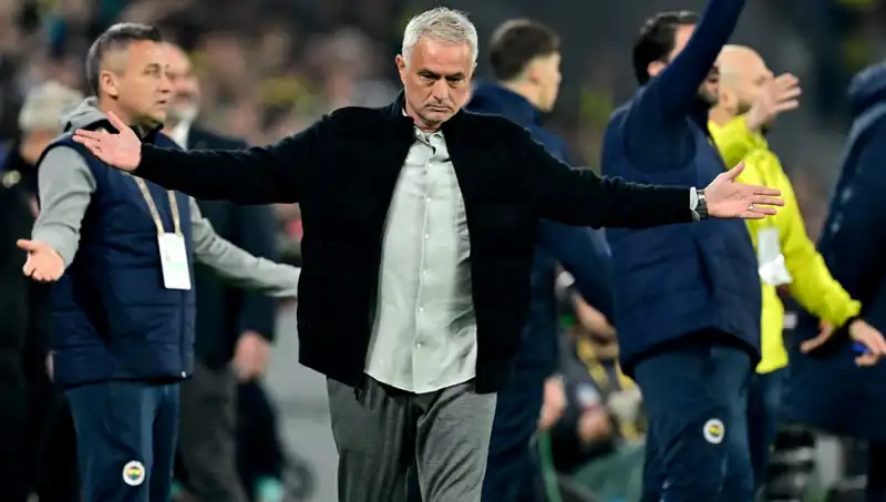 Mourinho'ya Tepki: Futbol Dünyasında Modası Çoktan Geçmiş İsim!