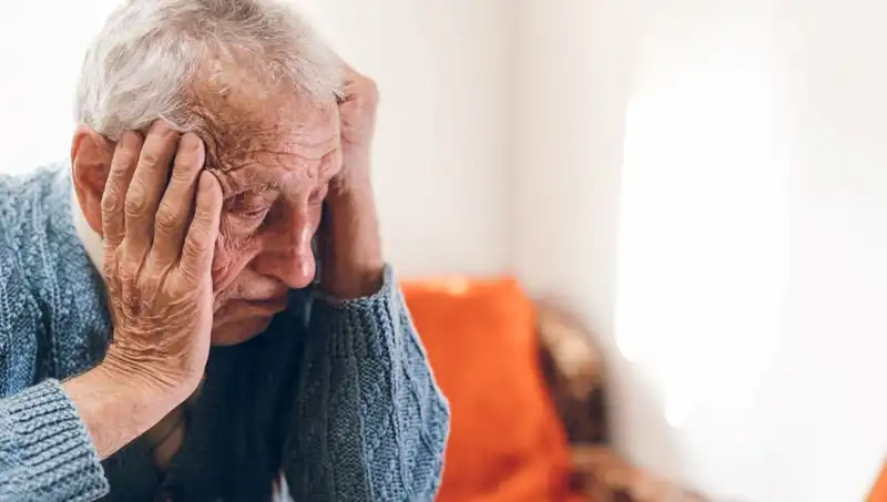 Bilim İnsanları, Alzheimer Riskini Azaltacak Yeni Yöntemleri Açıkladı