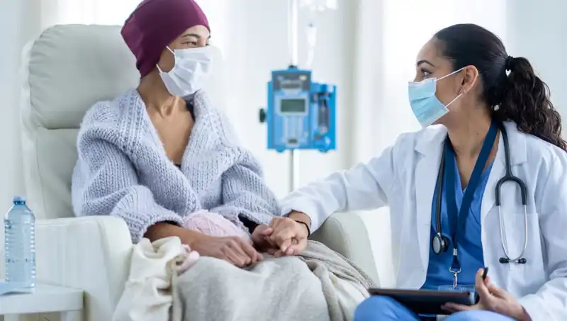 Kanserin Gizli İşaretleri: Uzman Doktor 5 Belirtinin Üzerine Dikkat Çekiyor!