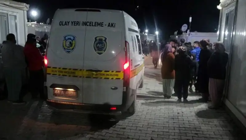 Kinodaki Silahlı Kavga: Husumet Kanlı Bitti!