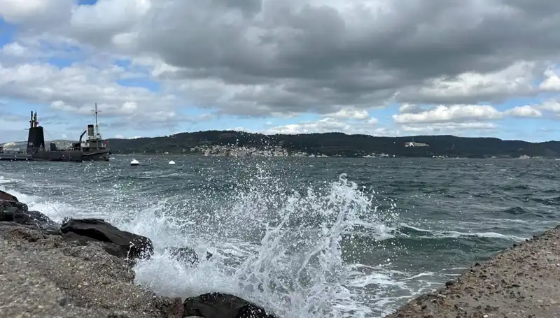 Beykoz Sahillerinde Denize Girme Yasağı: Yazın Keyfi Tehlikede Mi?