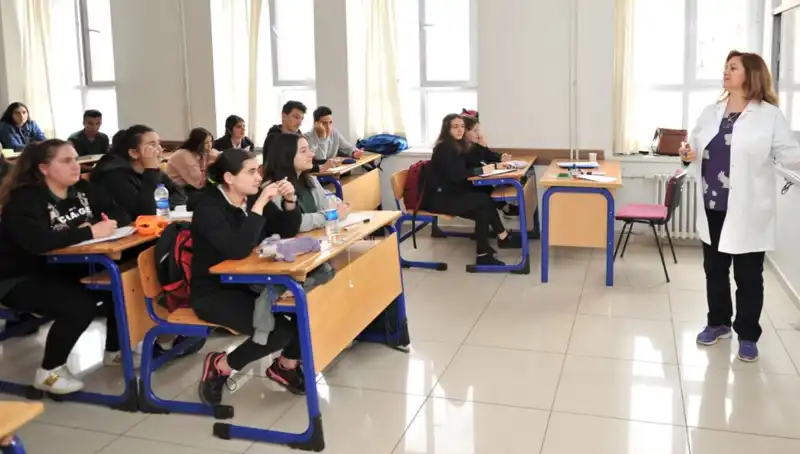 2025 LGS Lise Kayıt Tarihleri Açıklandı: Detaylar Burada!