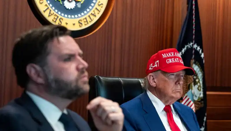Trump'ın Azil Tasarısı Reddedildi: Amerikan Siyasetinde Yeni Bir Dönem Mi Başlıyor?