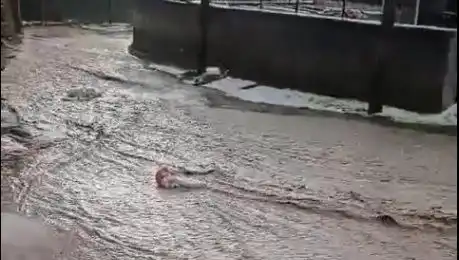 Sivas'taki Sağanak ve Dolu, Hayatı Felç Etti: Sel Felaketi Geldi!
