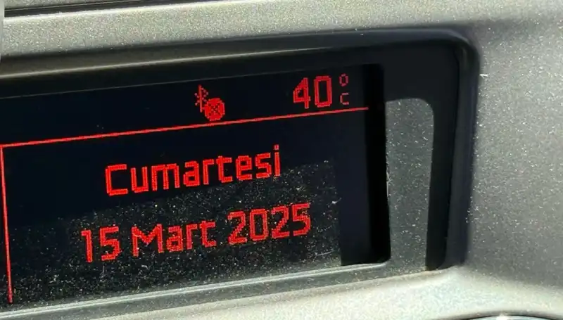 Adana'da Sıcaklık Rekorları Kırılıyor: 40 Dereceyi Geçti!