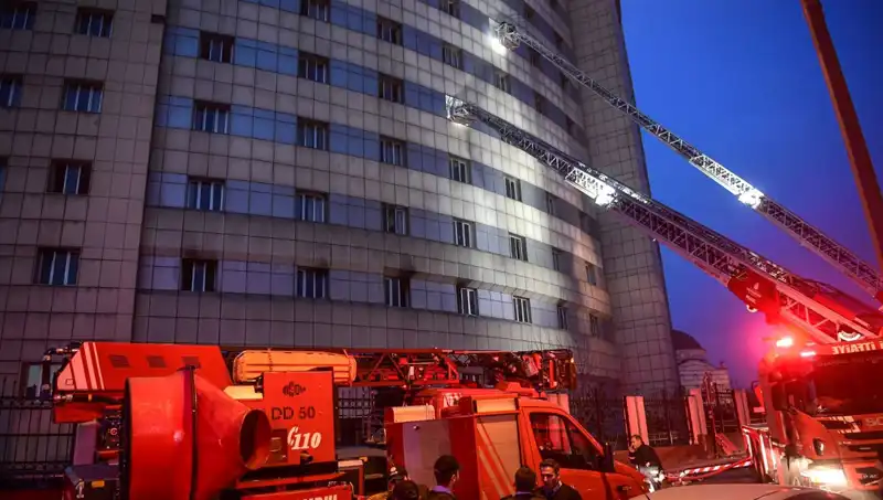 Yüksek Katlı Binalarda Yaşayanlar İçin Tehlike Alarmı: İtfaiyecilerin Uyarıları
