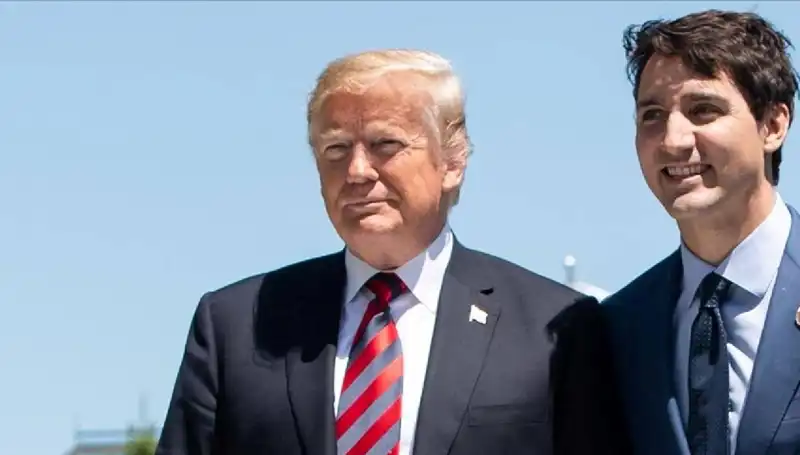 Trump'ın Kanada'ya Yüzde 35 Vergi Tehdidi: Ekonomik Sonuçları Neler?