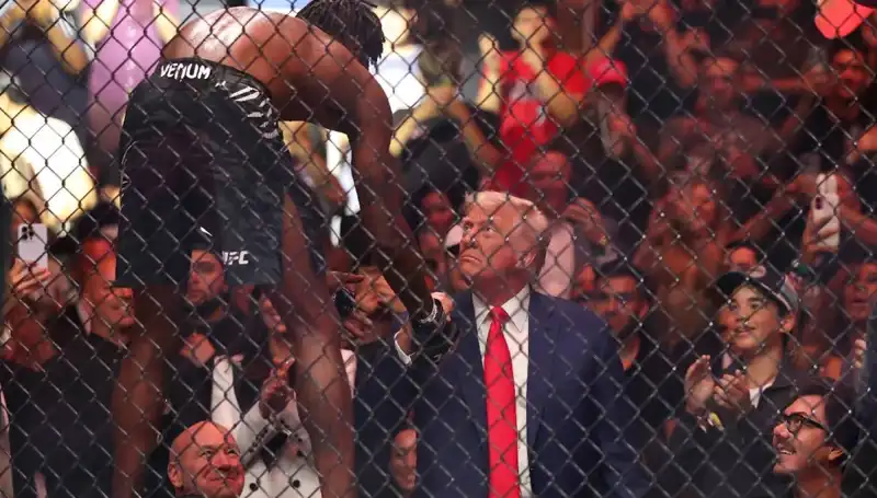 Trump, Beyaz Saray Bahçesinde Spectaküler UFC Maçı Düzenleyecek!