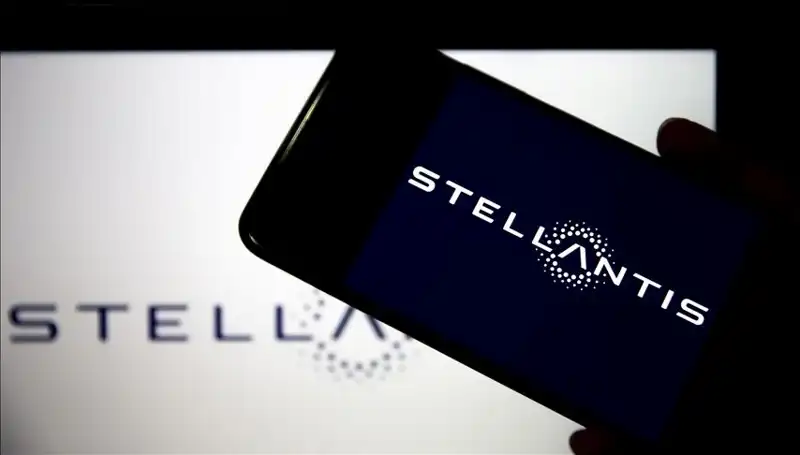 Stellantis Krizle Yüz Yüze: Fabrikalar Kapatılabilir mi?