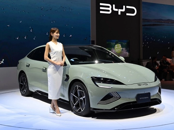 BYD’nin Yükselişi Sürüyor: Çin’de En Çok Satan Otomobil Üreticisi Oldu
