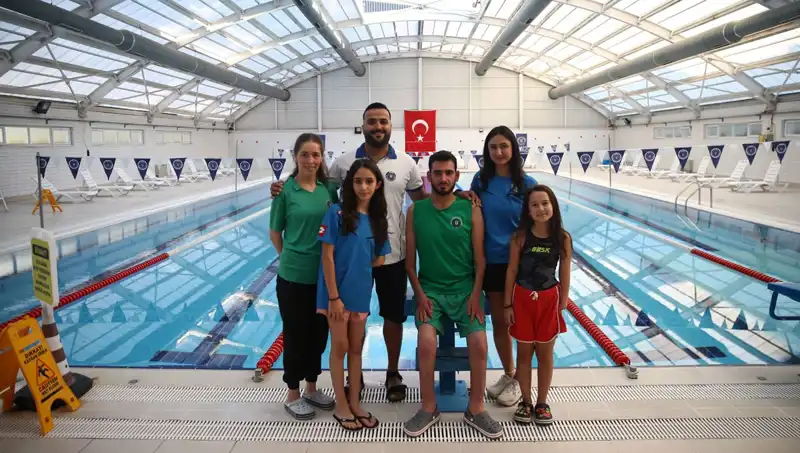 Engel Tanımayan Yüzücüler Madalya İçin Kulaç Atıyor: Sporun Gücü