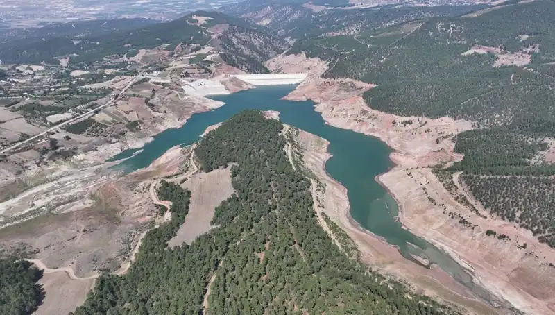 Denizli'de Su Tasarrufu Alarmı: Su Depoları Yüzde 23 Dolu!