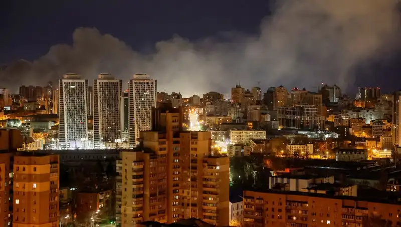 Ukrayna'da Rusya'nın Kiev'e Saldırısı: 3 Yaralı, Gergin Bekleyiş Sürüyor
