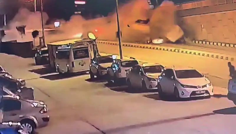 Freni Patlayan Arazöz Feci Bir Kazaya Neden Oldu!