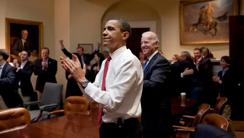 Obama, Harvard Üniversitesi'ne Desteğini Büyüleyici Bir Mesajla İletti