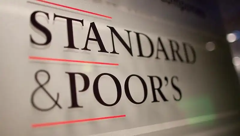 Fransa'nın Kredi Notu Görünümü Negatife Döndü: Ekonomi Çalkantıda mı?