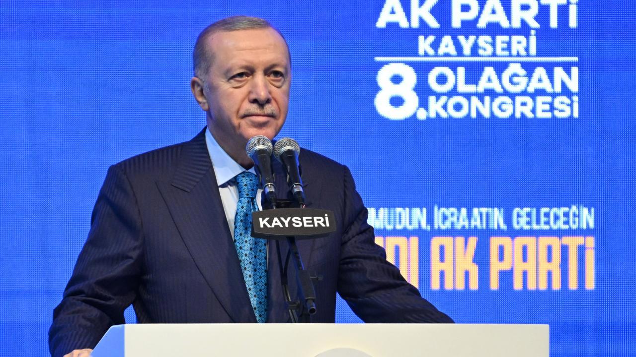 Cumhurbaşkanı Erdoğan, YPG'nin çöpe atılması yakındır