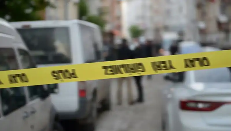 İstanbul'da Gizemli Ölüm: Başından Vurulan Genç Adam ve Arkadaşına Bıraktığı Şifreli Not