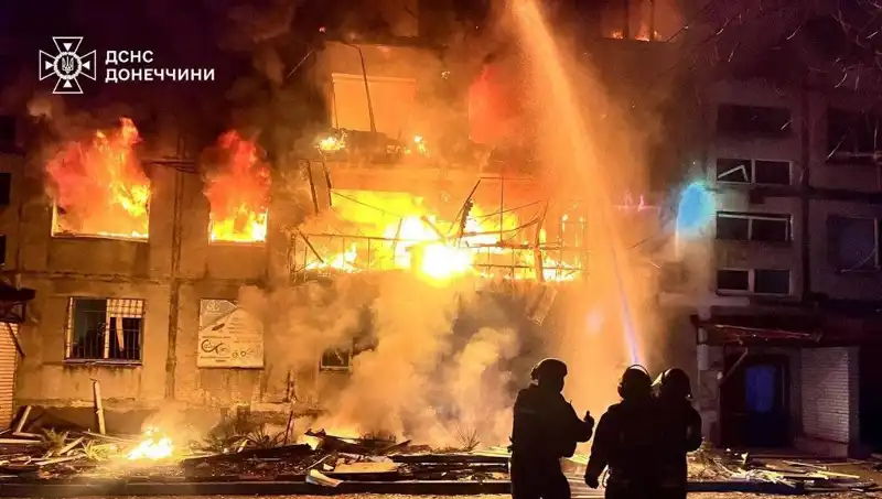 Rusya'nın İskender Füzeleriyle Saldırısı: Ukrayna'da Gözyaşları ve Yas