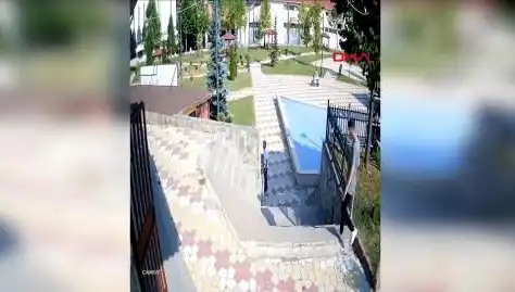 Kastamonu'da Muhtarın İkazı Korkunç Sonuçlandı: Bıçaklı Saldırı!