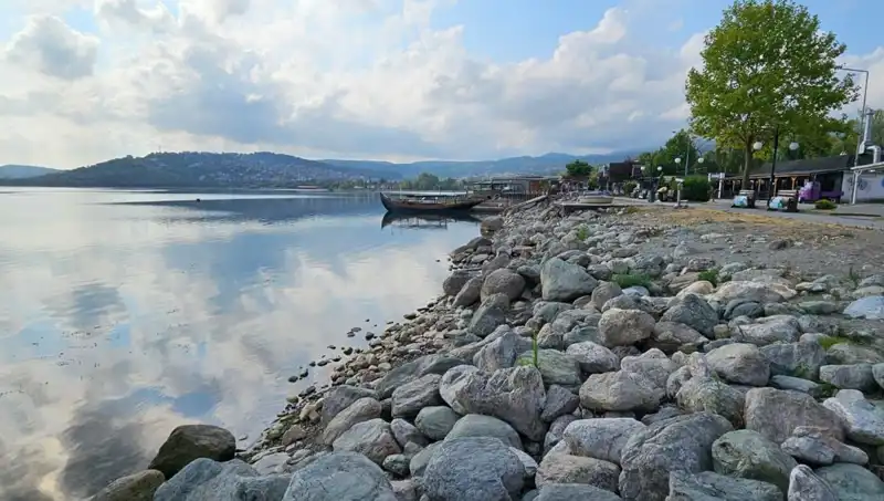 Sapanca Gölü'nde Su Seviyesi Düşüyor: Nedenleri ve Etkileri Neler?