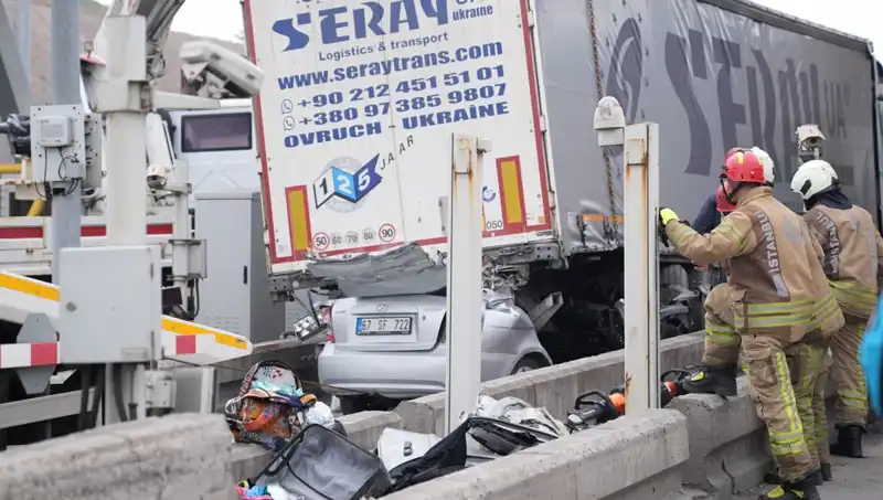 Bayram Tatilinde Trajedi: 72 Kişi Trafikte Hayatını Kaybetti