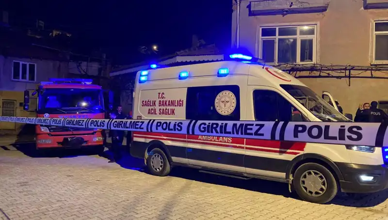 Yaşlı Adamın Evinde Gizemli Yangın: Olayın Perde Arkası Ne?