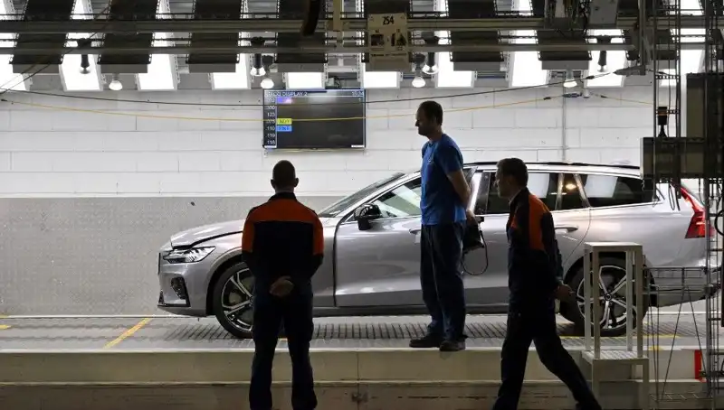 Volvo'dan Şok Karar: Bazı Araç Modellerinin Satışı Durduruldu!