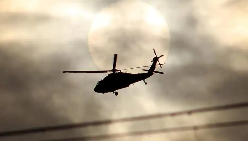 ABD’de Ambulans Helikopteri Düştü: Üç Can Kaybı ve Tüm Detaylar