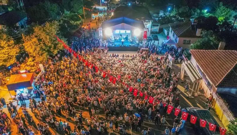 Leylek Şenliği: Yılda Bir Kez Gelen Misafirlerin Festivali