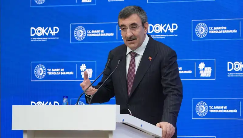 Cevdet Yılmaz'ın Ekonomi Stratejisi: Enflasyonu Düşürmenin Önemi