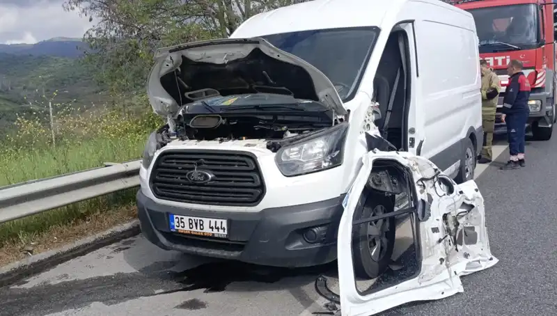 Aydın-İzmir Otoyolu'nda Feci Kaza: 5 Kişi Hayatını Kaybetti