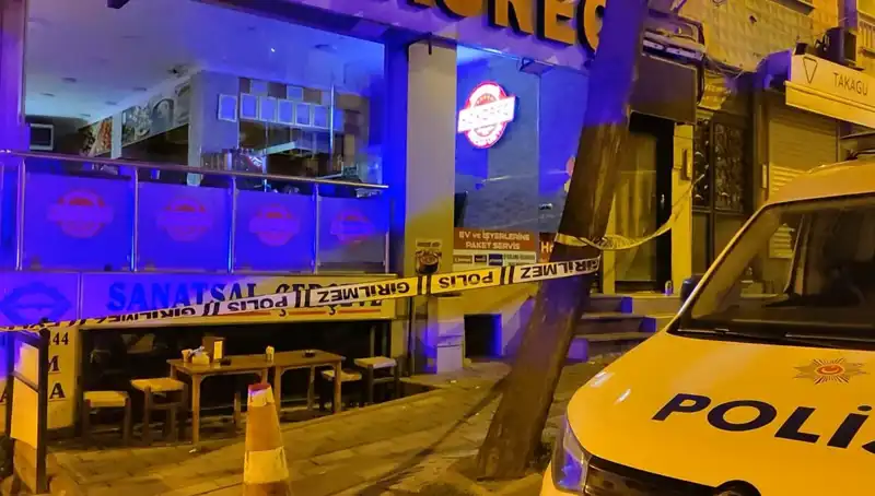 Üsküdar'da Çöp Kavgası: Komşuluk İlişkileri Zedeleniyor, Can Kaybı Var!